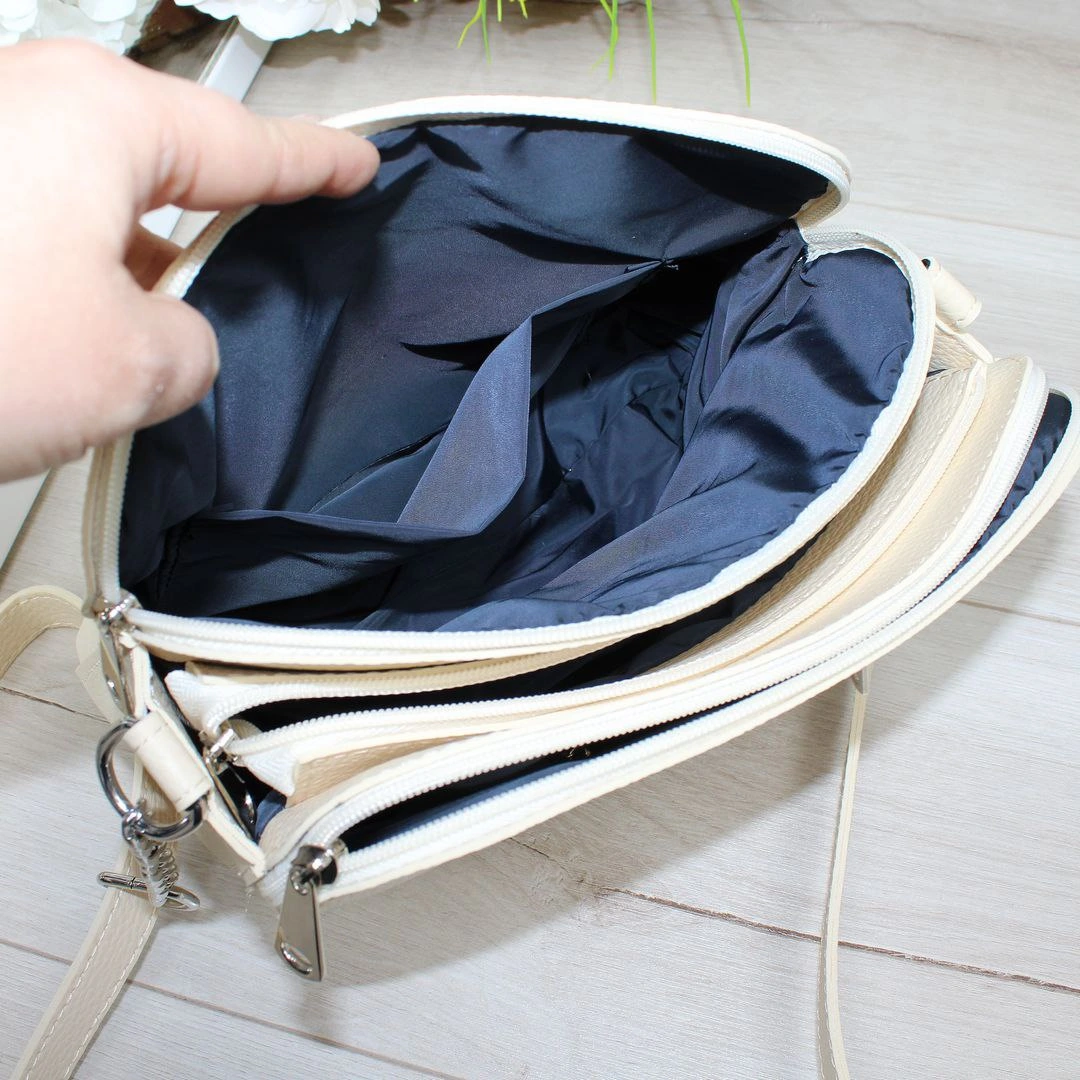 Жіноча сумка крос-боді бежева з еко-шкіри – витонченість і комфорт